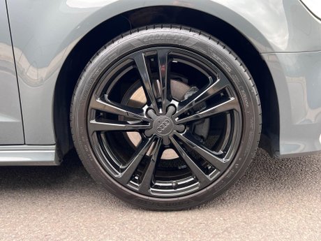 Audi A3 1.5 TFSI CoD S line Sportback S Tronic Euro 6 (s/s) 5dr 82
