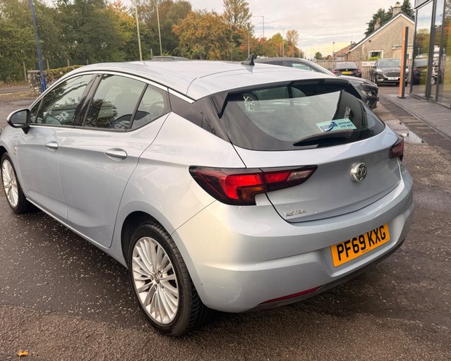Vauxhall Astra ELITE NAV