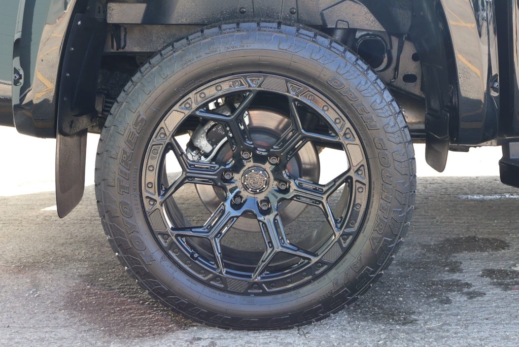 Volkswagen Amarok STYLE 4MOTION Full styling pack over 10k spend looks stunning  13