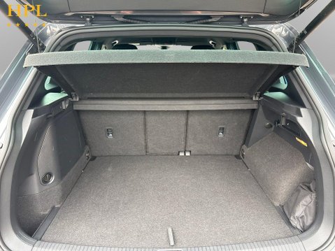 Volkswagen Tiguan 1.4 TSI 13kWh R-Line SUV 5dr Petrol Plug-in Hybrid DSG Euro 6 (s/s) (245 ps 21