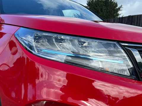 Suzuki Vitara SZ-T BOOSTERJET MHEV 17
