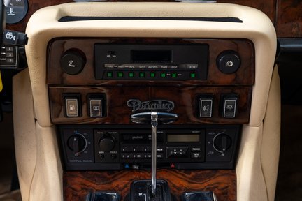 Daimler Double Six 18