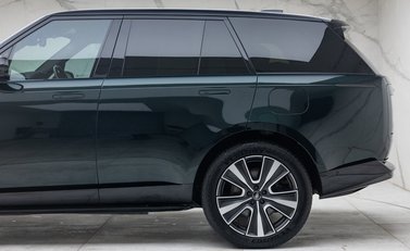 Land Rover Range Rover P550e AUTOBIOGRAPHY 46