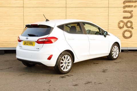 Ford Fiesta TITANIUM MHEV 2