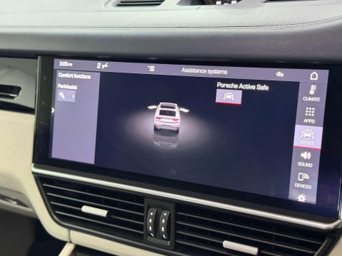 Porsche Cayenne 3.0T V6 Coupe 5dr Petrol TiptronicS 4WD Euro 6 (s/s) (340 ps) 52