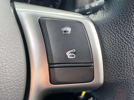 Toyota Yaris 1.5 Yaris T4 Hybrid CVT 5dr 36