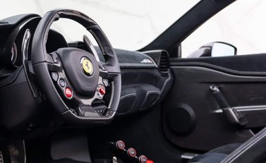 Ferrari 458 Speciale Aperta 11
