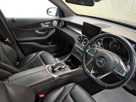 Mercedes-Benz GLC 2.1 GLC 250 D 4Matic AMG Line Premium+ Auto 4WD 5dr 27