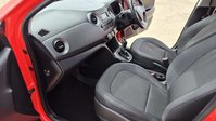 Hyundai i10 1.2 SE Hatchback 5dr Petrol Auto Euro 6 (87 ps) 35