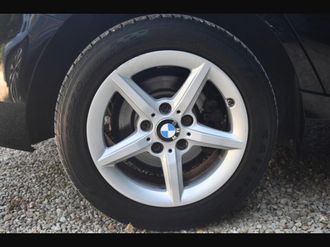 BMW 1 Series 1.5 118i SE Hatchback 5dr Petrol Manual Euro 6 (s/s) (136 ps) 9