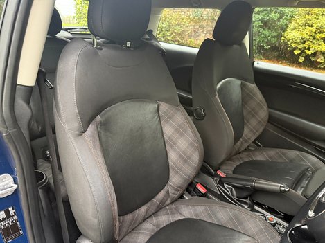 Mini Hatch COOPER SEVEN 4