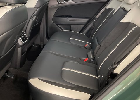 Kia Sportage 1.6 T-GDi HEV GT-LINE S  12