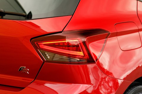 SEAT Ibiza TSI FR SPORT 9
