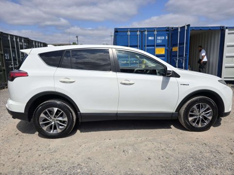 2016 Toyota RAV4 thumbnail 6