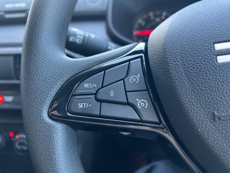 Dacia Sandero 1.0 TCe Essential Euro 6 (s/s) 5dr 31