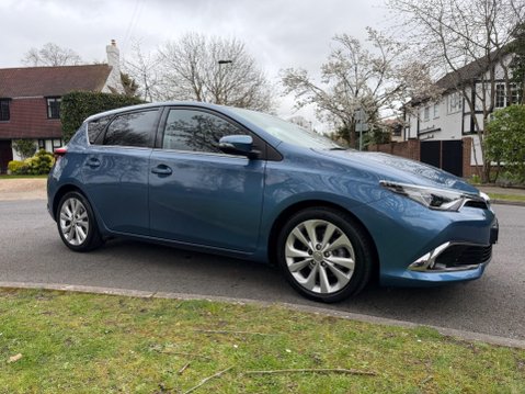 Toyota Auris 1.2 VVT-i Excel CVT Euro 6 (s/s) 5dr (Safety Sense) 7