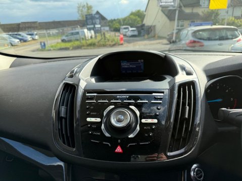 Ford Kuga 2.0 TDCi Titanium 2WD Euro 5 5dr 8