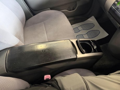 Toyota Prius 1.5 T Spirit CVT 5dr 28