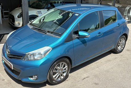 Toyota Yaris 1.3 VVT-i Icon Plus Petrol Manual - DEPOSIT TAKEN 9