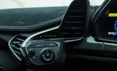 Ferrari 458 Speciale 21