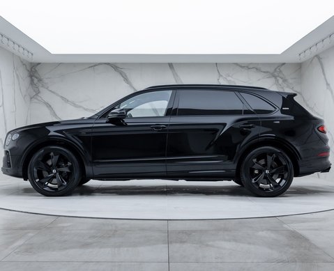 Bentley Bentayga V8 AZURE EWB First Edition 