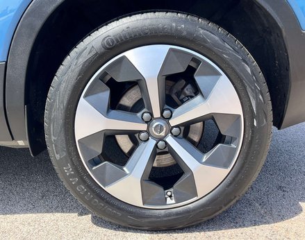 Volvo XC40 2.0 XC40 + B4 MHEV Auto 5dr 13