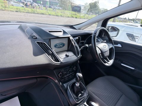 Ford Grand C-Max 1.6 TITANIUM TDCI 9