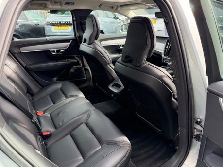 Volvo V90 D4 INSCRIPTION 35