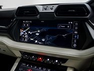 Lamborghini Urus 4.0 V8 BiTurbo 25.9kWh SE SUV 5dr Petrol Plug-in Hybrid Auto 4WD Euro 6 (80 39