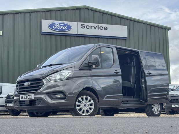 Ford Transit Custom Crew Cab AUTO SWB L1H1 Low Roof Limited 320 Air Con Alloys H/Seats EURO 6 1