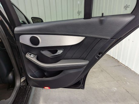Mercedes-Benz C Class 2.1 C250 AMG Line Bluetec Auto 5dr 65
