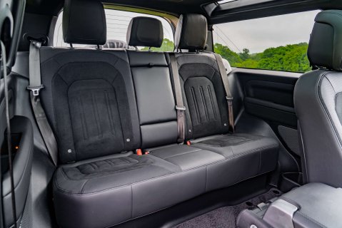 Land Rover Defender V8 Carpathian Edition 21