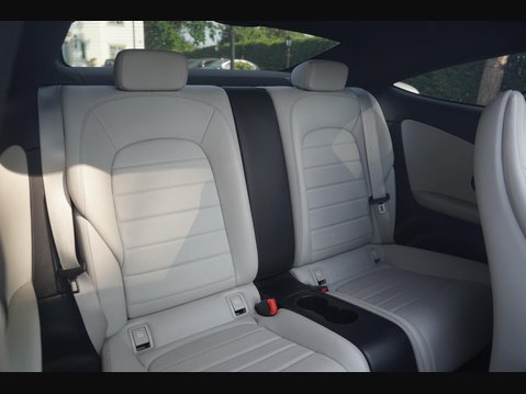 Mercedes-Benz C Class 2.1 C250d AMG Line (Premium) G-Tronic+ Euro 6 (s/s) 2dr 20