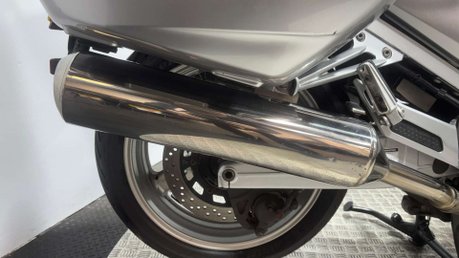 Yamaha FJR1300 ABS 2008 ONLY 22K NEW MOT SERVICED FULL LUGGAGE COMMUTER TOURER BIKE 26