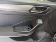 Volkswagen T-Roc 1.0 T-Roc SE TSi 5dr 41