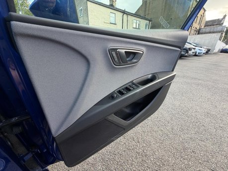 SEAT Leon TDI SE DYNAMIC 22