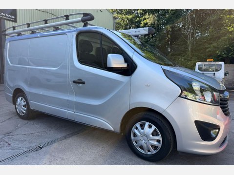 Vauxhall Vivaro 1.6 CDTi 2700 BiTurbo ecoFLEX Sportive L1 H1 Euro 5 (s/s) 5dr 5