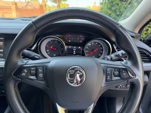 Vauxhall Insignia 1.6 Insignia Design ecoTec TD 5dr 7