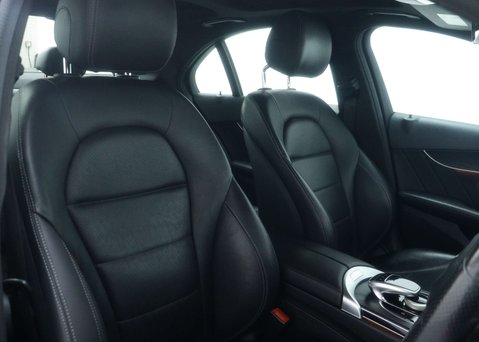 Mercedes-Benz C Class 2.1 C250d AMG Line (Premium Plus) Saloon 4dr Diesel 7G-Tronic+ Euro 6 (s/s) 48