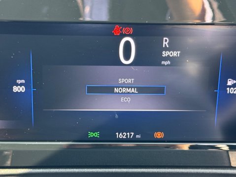 Vauxhall Astra 1.2 Turbo Ultimate Auto Euro 6 (s/s) 5dr 29