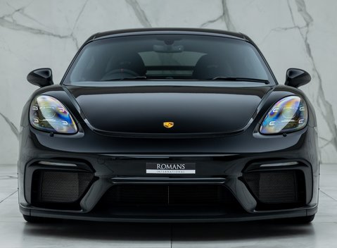 Porsche Cayman GT4 (718) 4