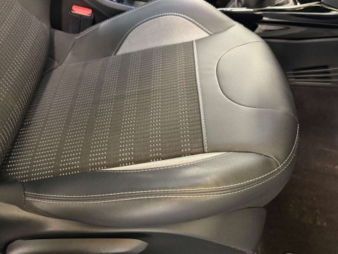 Peugeot 2008 1.2 2008 Allure Premium PureTech S/S 5dr 10