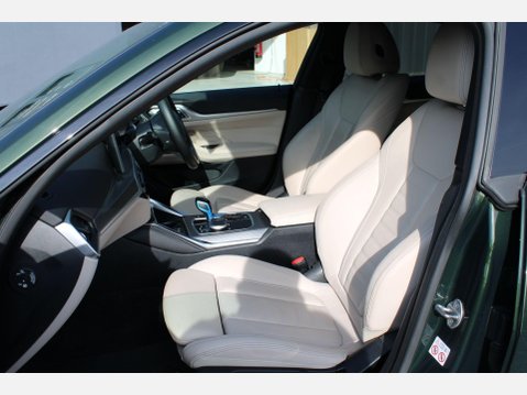 BMW i4 EDRIVE40 M SPORT 11