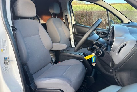 Peugeot Partner 850 S L1 1.6 Hdi 92ps Panel Van - Air Conditioning 4