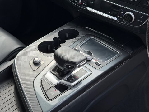 Audi Q7 TDI QUATTRO S LINE 22