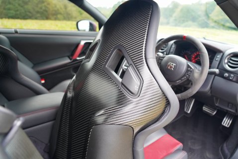 Nissan GT-R NISMO 11