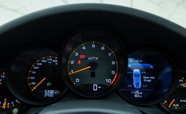 Porsche 911 GT3 (991.2) 20