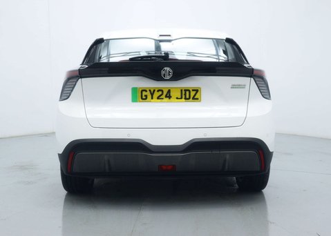 MG MG4 64kWh SE Long Range Hatchback 5dr Electric Auto (203 ps) 12