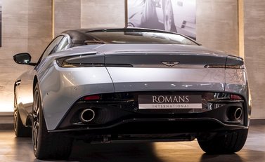 Aston Martin DB11 V12 3