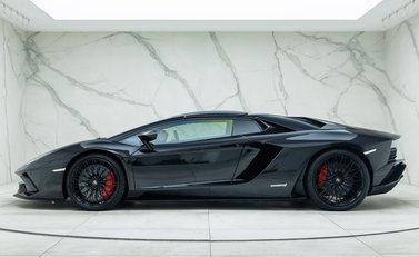 Lamborghini Aventador S LP 740-4 Roadster 4